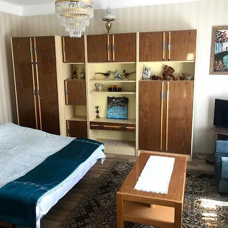 Postakocsi Vendeghaz Konukevi *