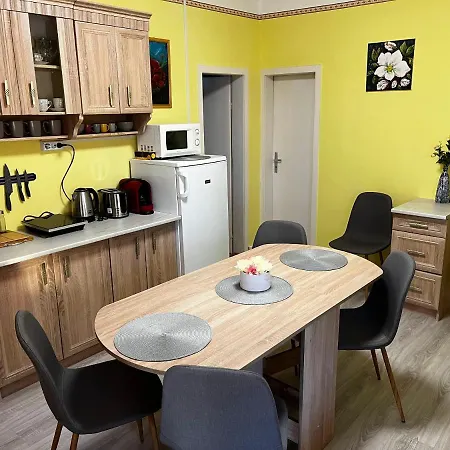 Pensiune Postakocsi Vendeghaz 3*
