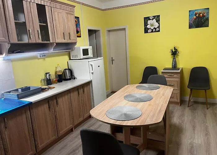 Postakocsi Vendeghaz 3* Kisgyor